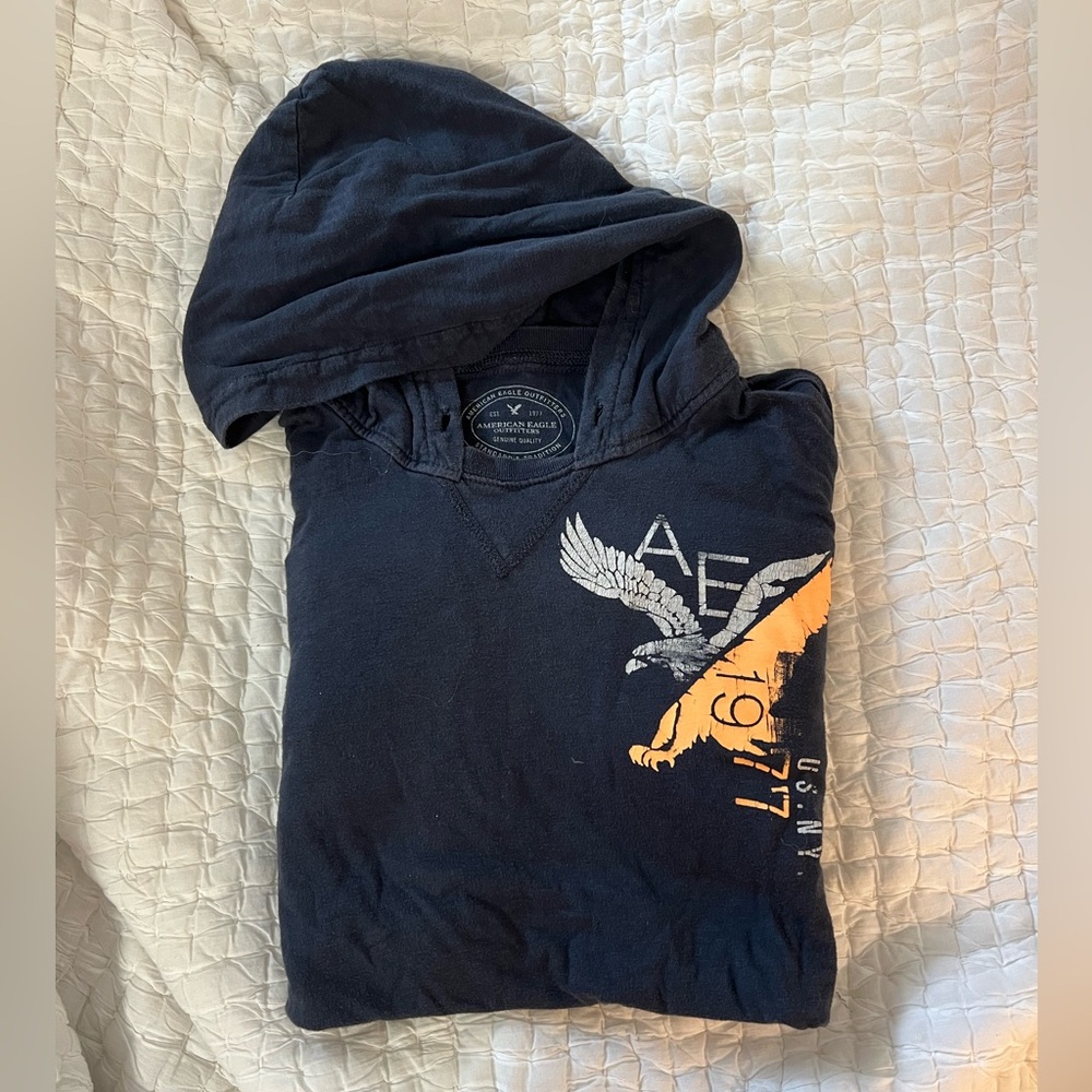 American eagle long sleeve hoodie